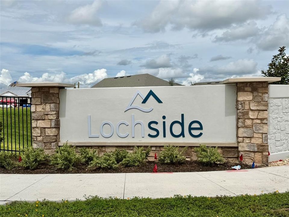 For Sale: $995,000 (6 beds, 5 baths, 3998 Square Feet)