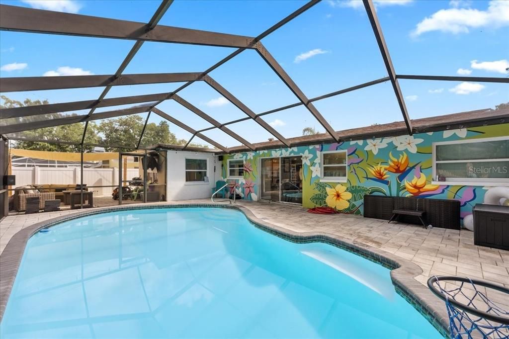 For Sale: $479,900 (3 beds, 2 baths, 1187 Square Feet)