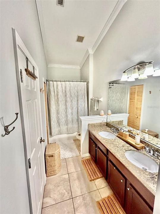 For Sale: $360,000 (2 beds, 2 baths, 1311 Square Feet)