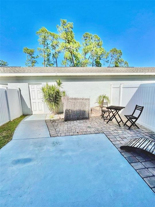 For Sale: $360,000 (2 beds, 2 baths, 1311 Square Feet)