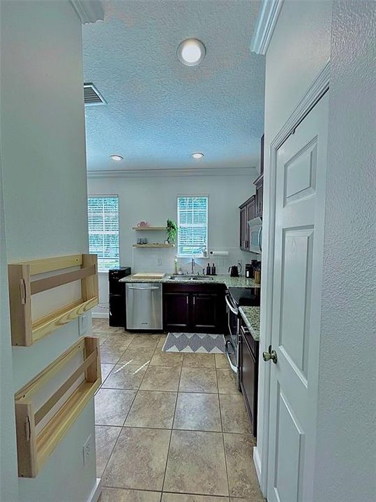 For Sale: $360,000 (2 beds, 2 baths, 1311 Square Feet)