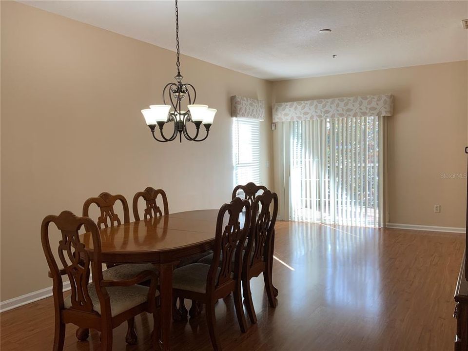 For Sale: $189,995 (3 beds, 2 baths, 1351 Square Feet)