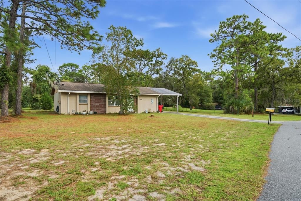 For Sale: $189,000 (2 beds, 2 baths, 1040 Square Feet)