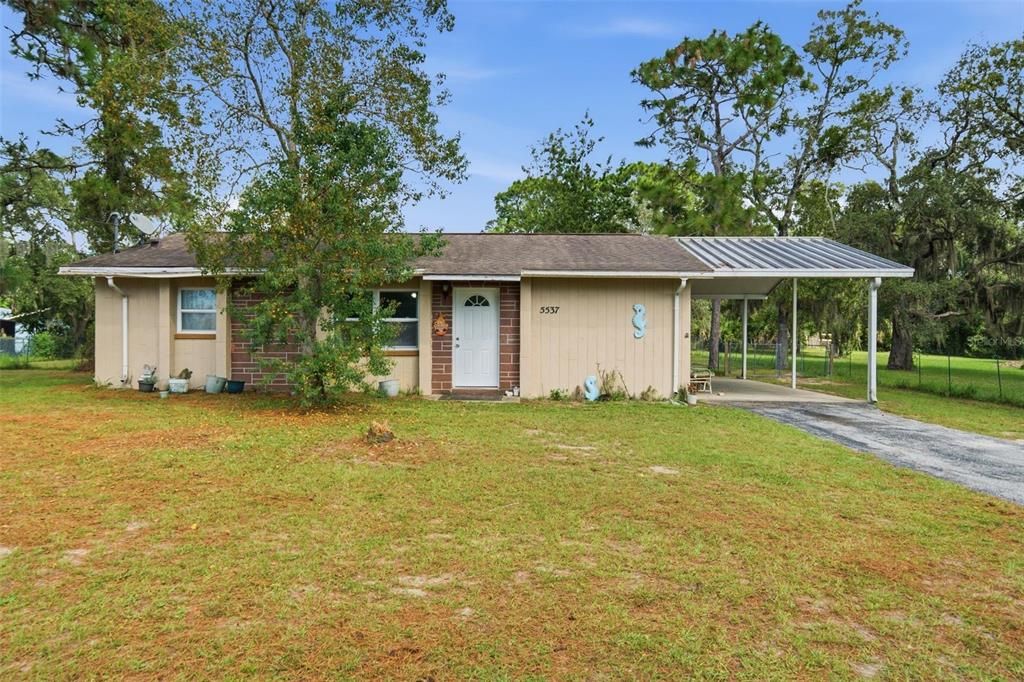For Sale: $189,000 (2 beds, 2 baths, 1040 Square Feet)