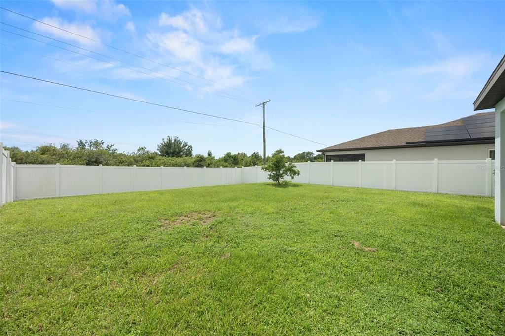 For Sale: $369,000 (4 beds, 2 baths, 2416 Square Feet)