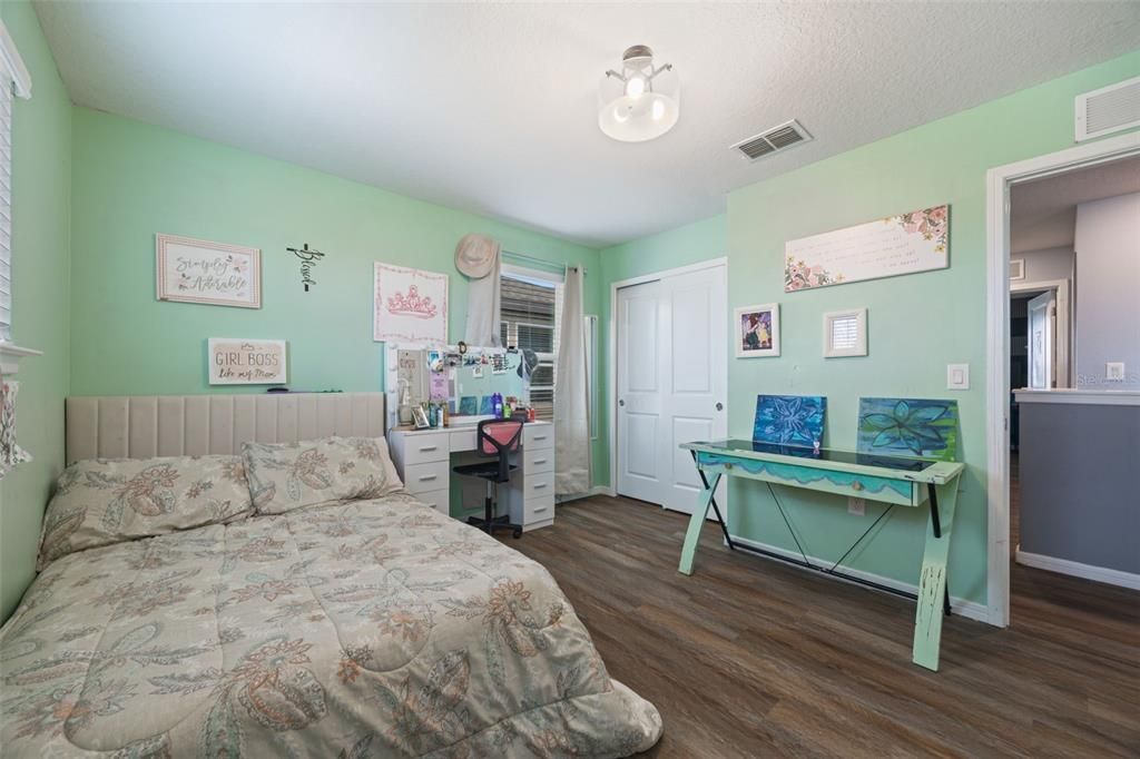 For Sale: $369,000 (4 beds, 2 baths, 2416 Square Feet)