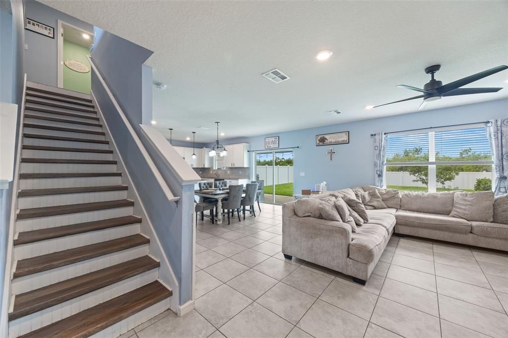 For Sale: $369,000 (4 beds, 2 baths, 2416 Square Feet)