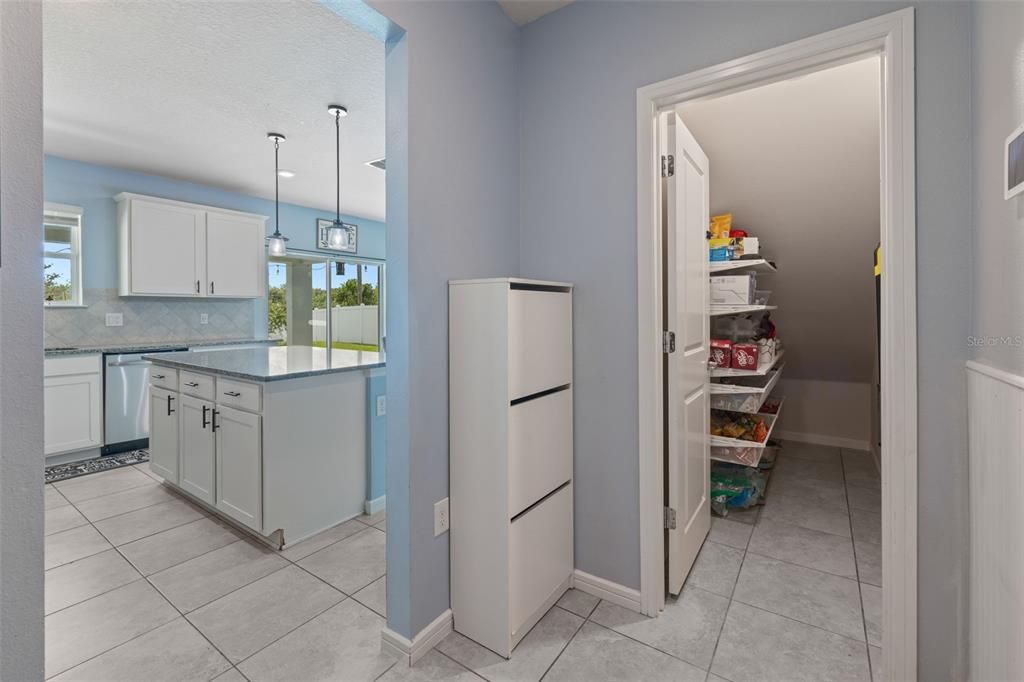 For Sale: $369,000 (4 beds, 2 baths, 2416 Square Feet)