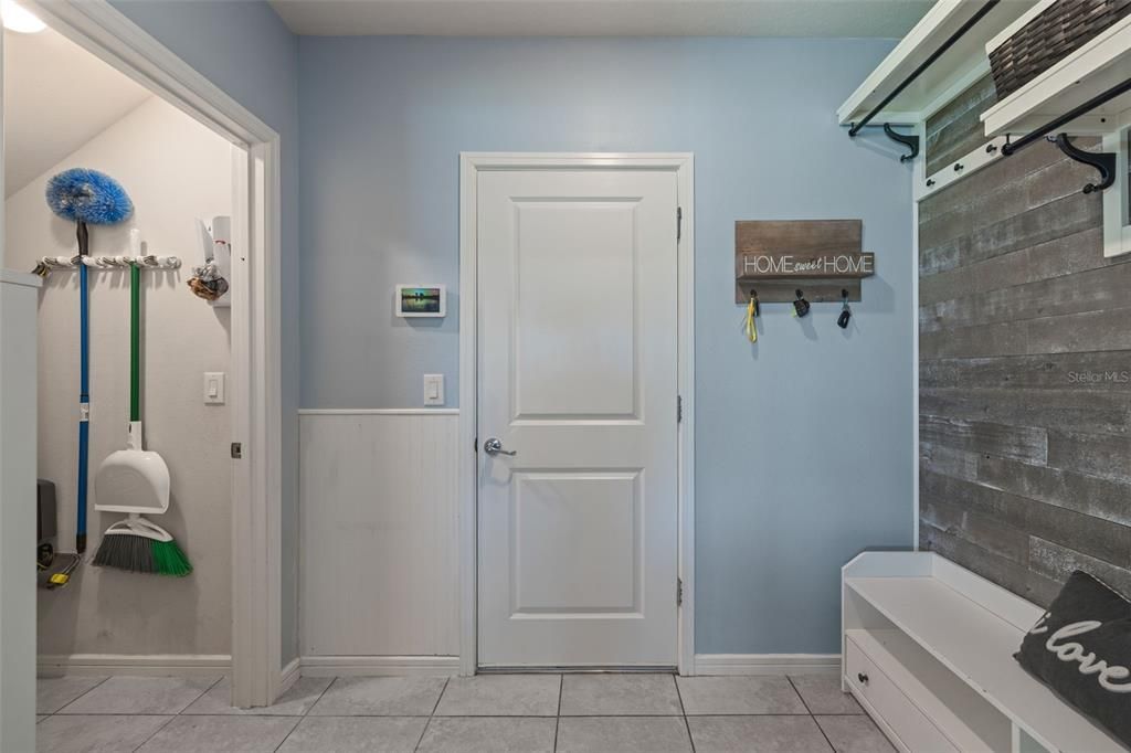 For Sale: $369,000 (4 beds, 2 baths, 2416 Square Feet)