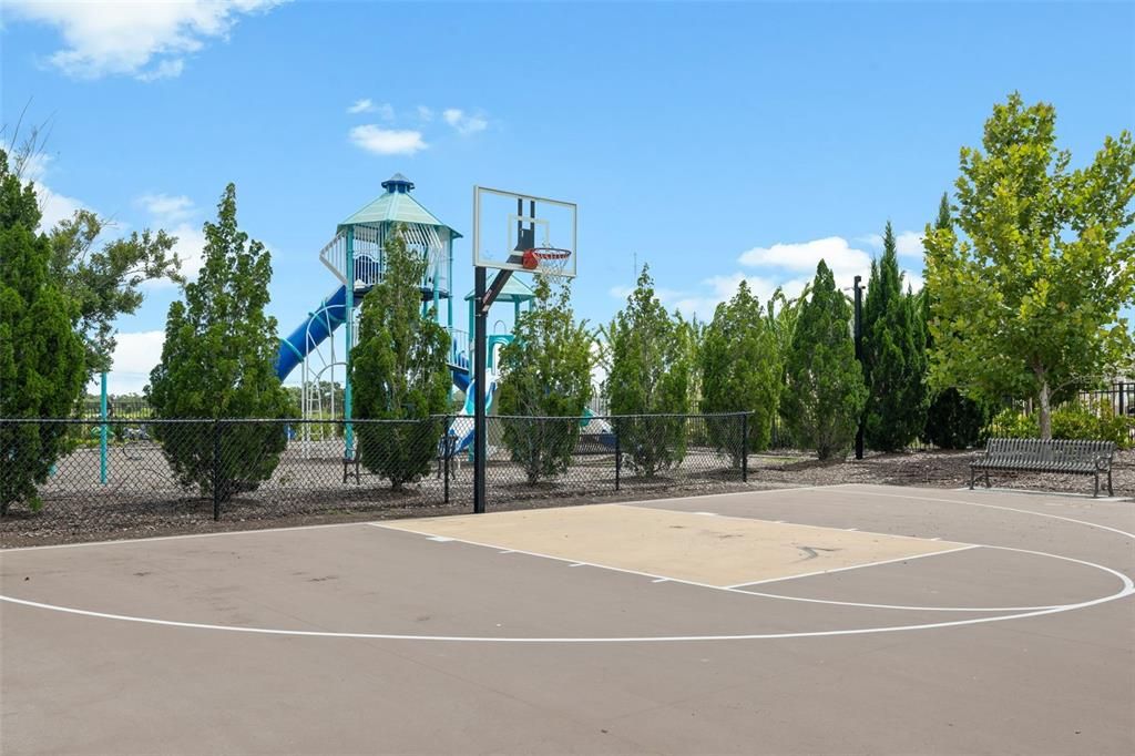 For Sale: $369,000 (4 beds, 2 baths, 2416 Square Feet)