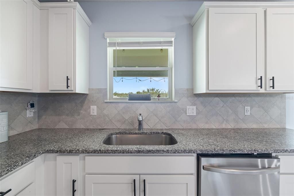 For Sale: $369,000 (4 beds, 2 baths, 2416 Square Feet)