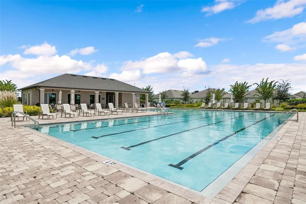 For Sale: $369,000 (4 beds, 2 baths, 2416 Square Feet)