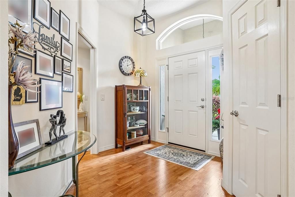 En Venta: $519,000 (3 camas, 2 baños, 1965 Pies cuadrados)