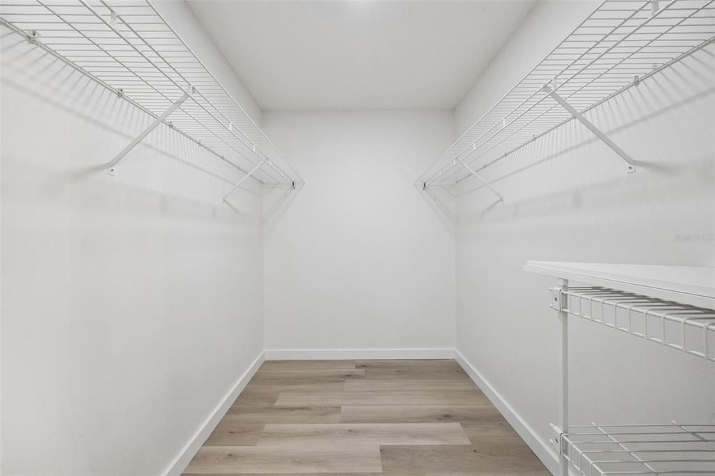 For Sale: $344,900 (3 beds, 2 baths, 2025 Square Feet)