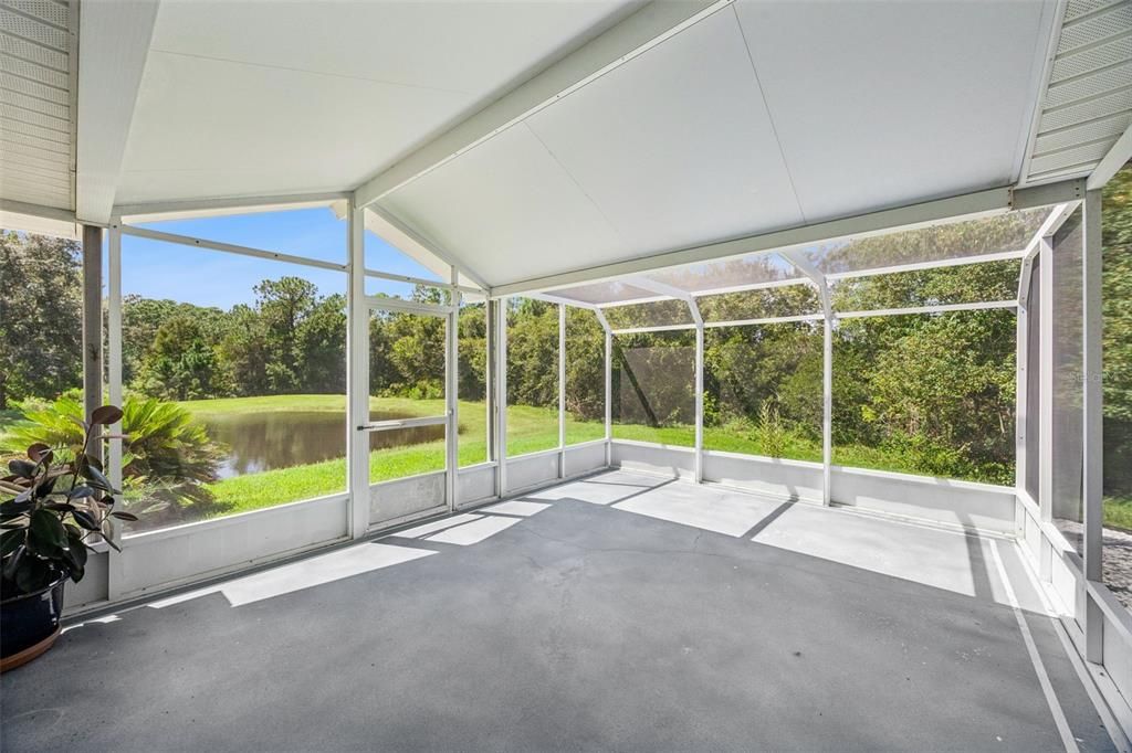 For Sale: $344,900 (3 beds, 2 baths, 2025 Square Feet)