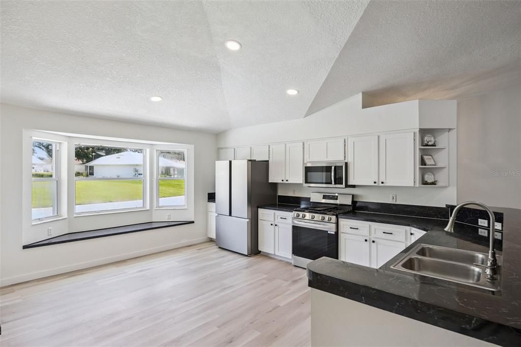 For Sale: $344,900 (3 beds, 2 baths, 2025 Square Feet)