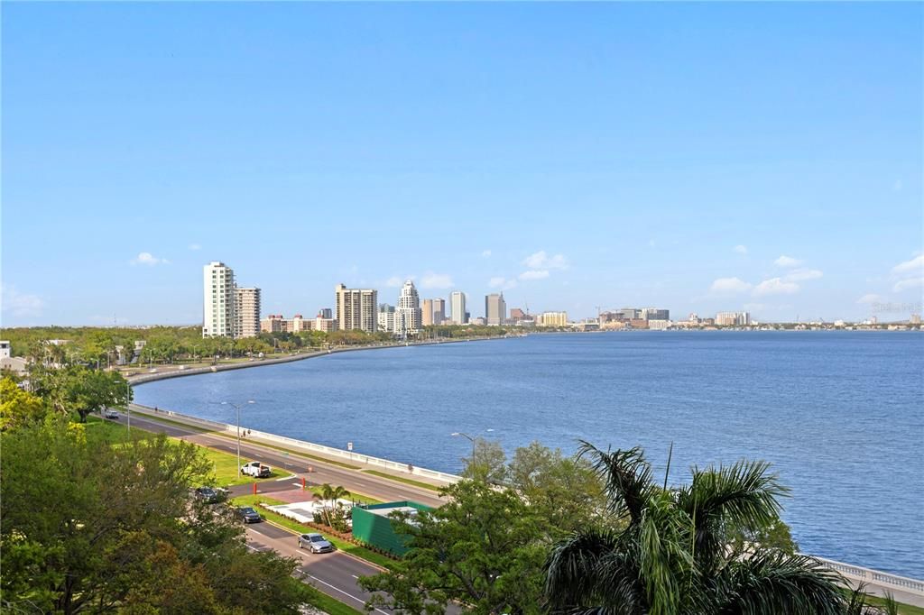 For Rent: $4,950 (2 beds, 2 baths, 1702 Square Feet)