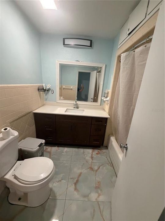 For Sale: $497,900 (5 beds, 2 baths, 1917 Square Feet)