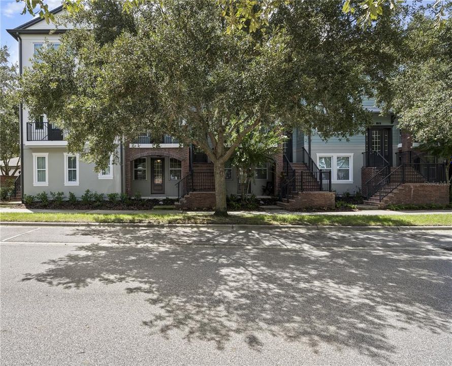 For Sale: $417,000 (3 beds, 3 baths, 1801 Square Feet)