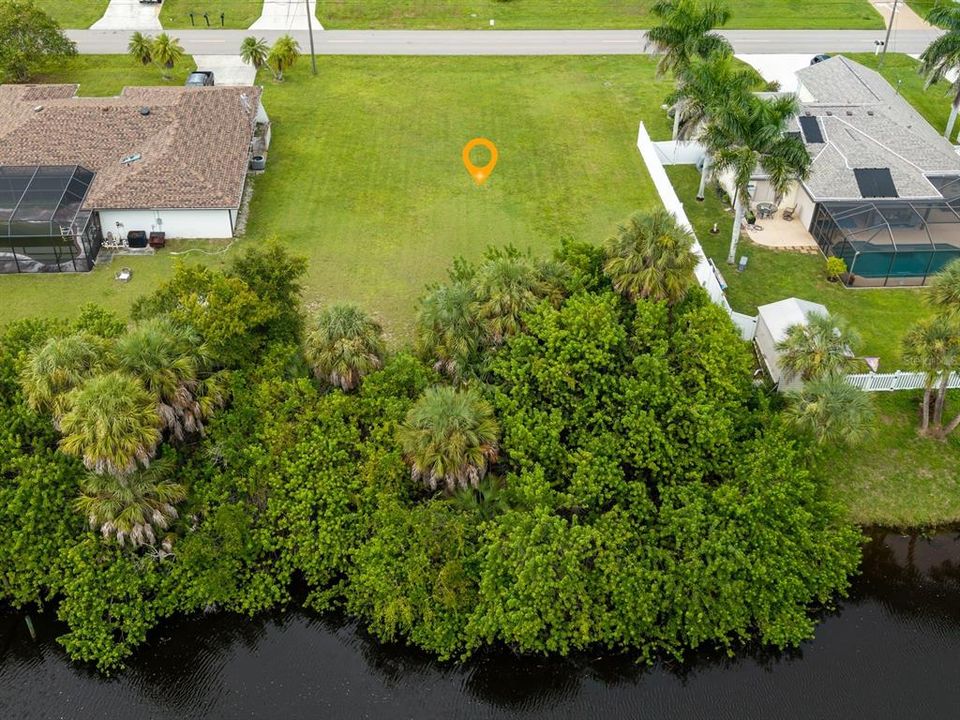 На продажу: $59,900 (0.23 acres)