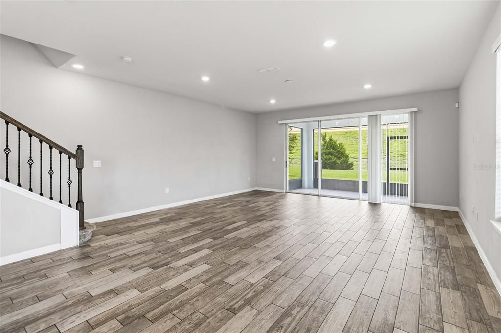 En Venta: $375,000 (3 camas, 2 baños, 1728 Pies cuadrados)