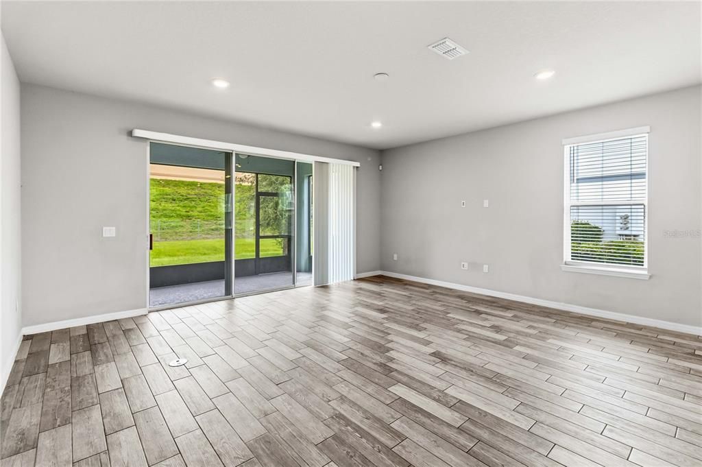 En Venta: $375,000 (3 camas, 2 baños, 1728 Pies cuadrados)