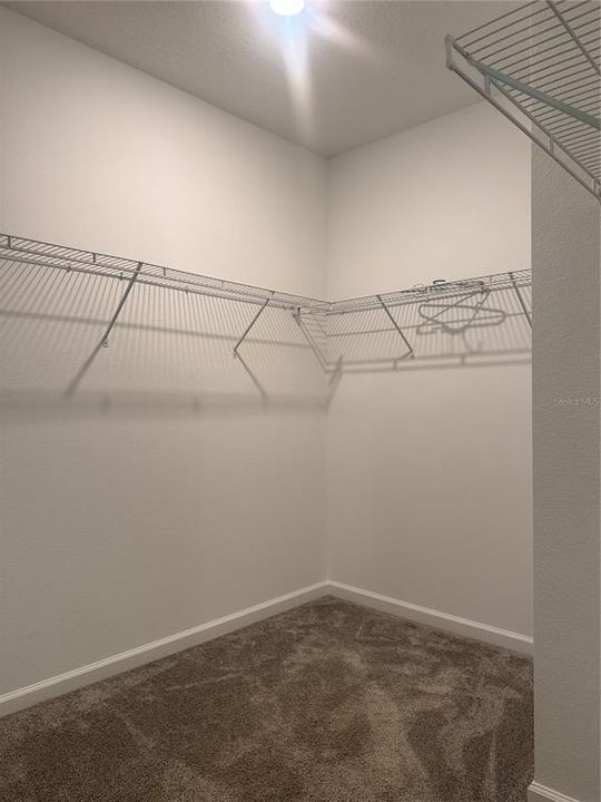 В аренду: $2,300 (3 спален, 2 ванн, 1672 Квадратных фут)