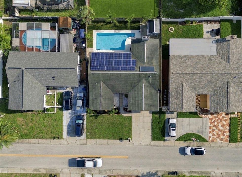 Activo con contrato: $335,000 (3 camas, 2 baños, 1512 Pies cuadrados)
