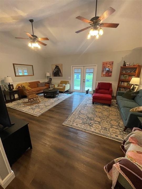For Sale: $543,435 (3 beds, 2 baths, 2191 Square Feet)
