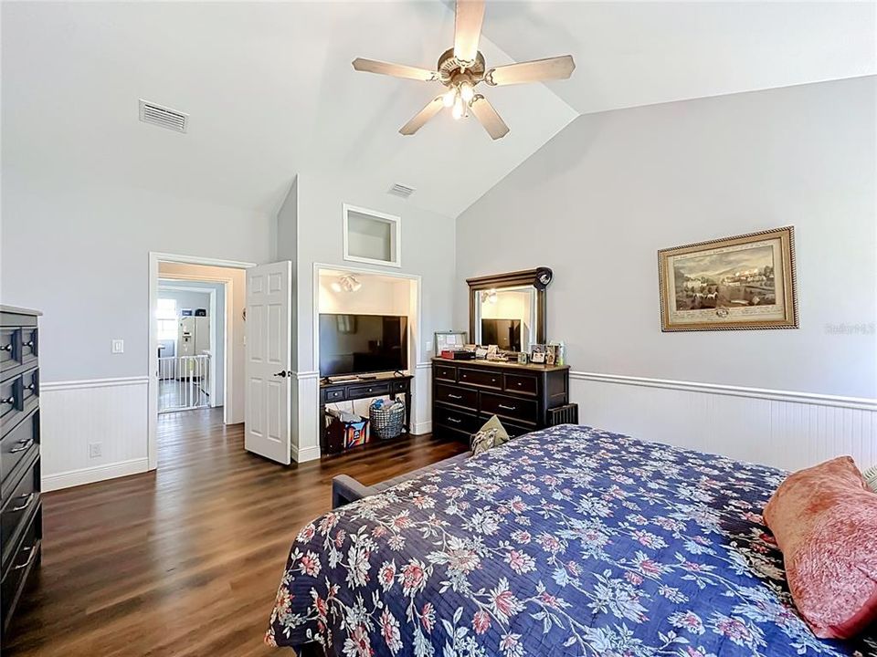For Sale: $543,435 (3 beds, 2 baths, 2191 Square Feet)