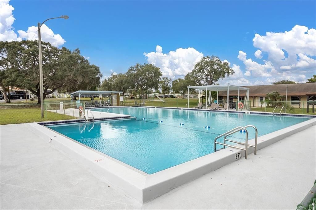 For Sale: $138,000 (1 beds, 1 baths, 384 Square Feet)