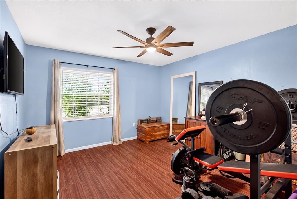 For Sale: $450,000 (4 beds, 3 baths, 2646 Square Feet)