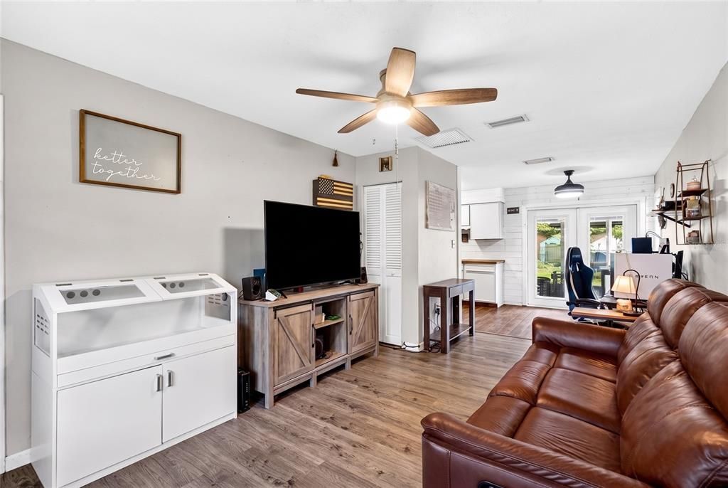 For Sale: $450,000 (4 beds, 3 baths, 2646 Square Feet)