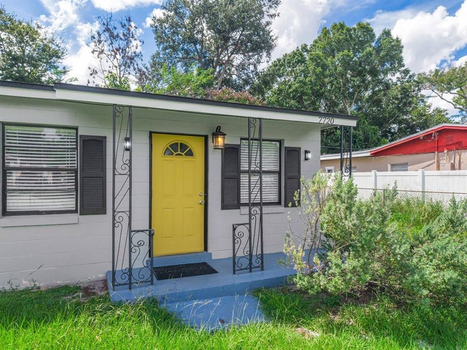 For Sale: $284,900 (3 beds, 1 baths, 840 Square Feet)