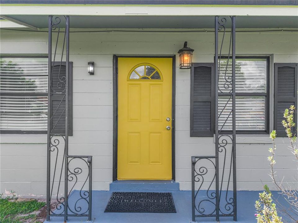 For Sale: $284,900 (3 beds, 1 baths, 840 Square Feet)