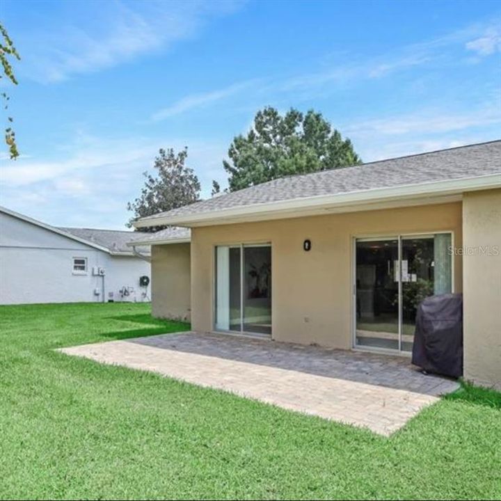 For Sale: $347,999 (2 beds, 2 baths, 1312 Square Feet)