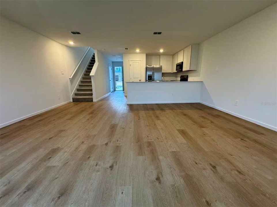 В аренду: $2,000 (3 спален, 2 ванн, 1386 Квадратных фут)