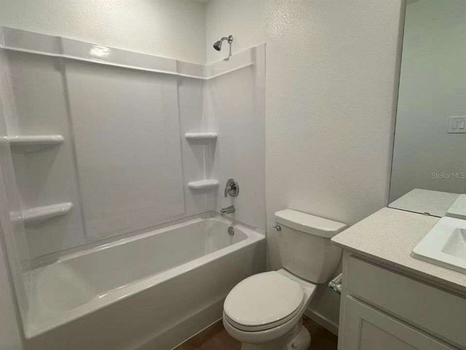 В аренду: $2,000 (3 спален, 2 ванн, 1386 Квадратных фут)