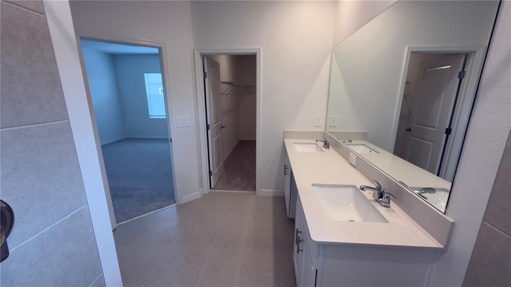 For Rent: $2,200 (3 beds, 2 baths, 1807 Square Feet)