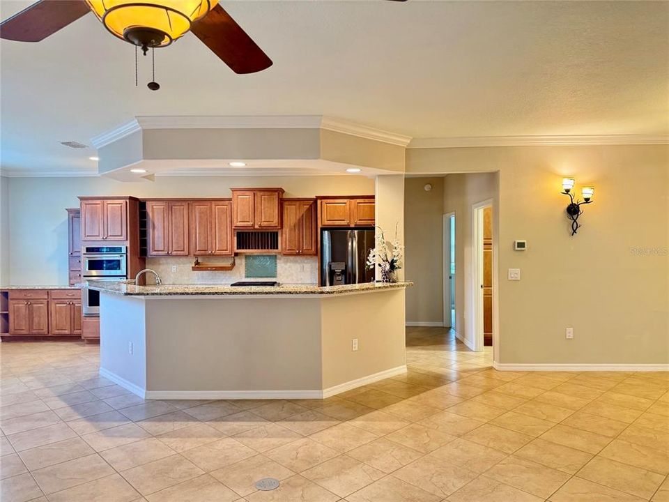 For Sale: $329,900 (3 beds, 2 baths, 1998 Square Feet)