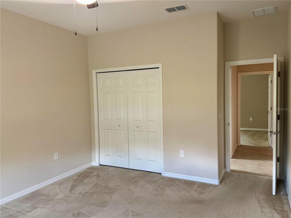 For Sale: $329,900 (3 beds, 2 baths, 1998 Square Feet)