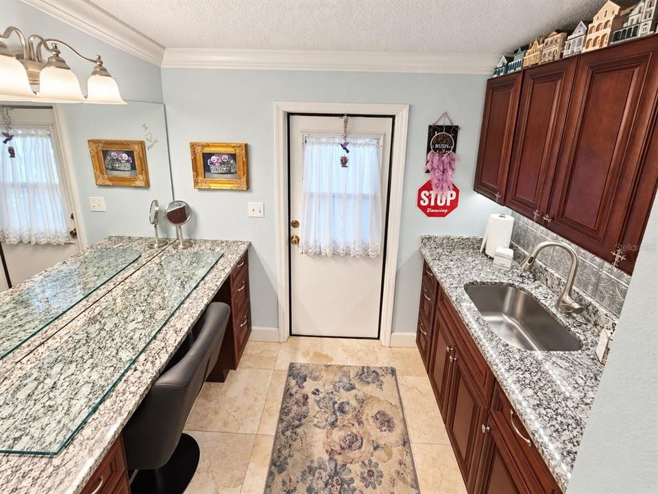 En Venta: $279,500 (2 camas, 2 baños, 1712 Pies cuadrados)
