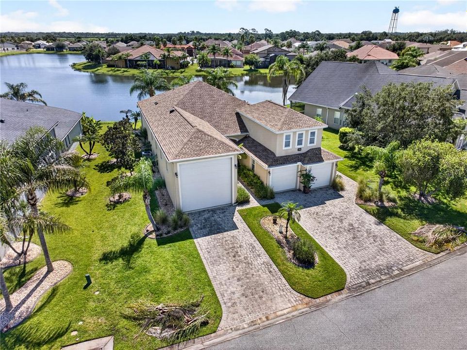 For Sale: $795,000 (3 beds, 3 baths, 2872 Square Feet)