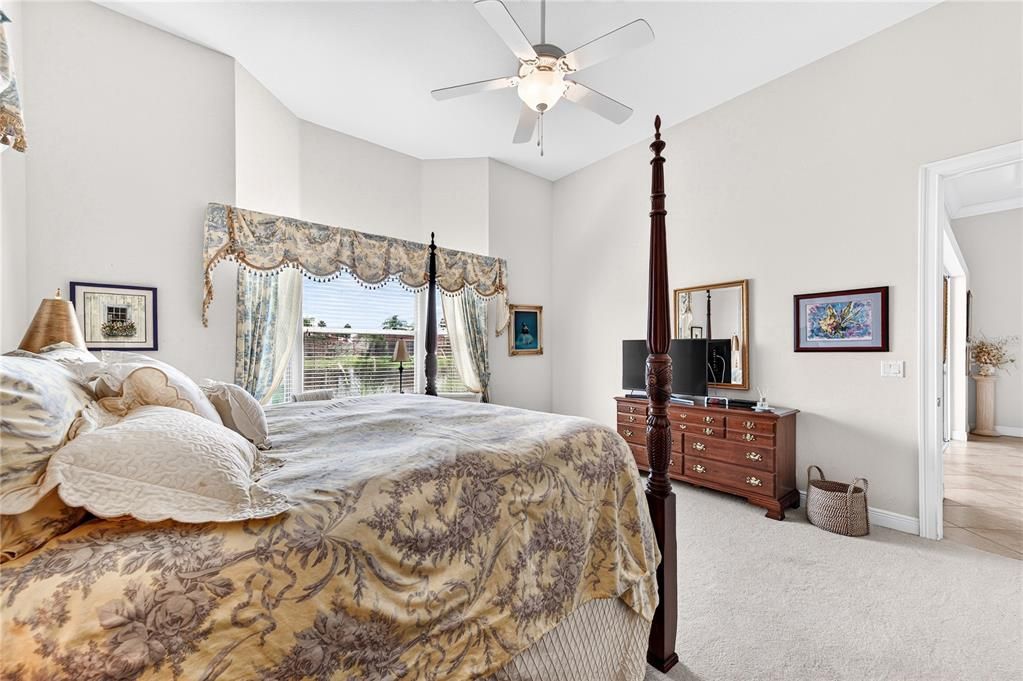 For Sale: $795,000 (3 beds, 3 baths, 2872 Square Feet)