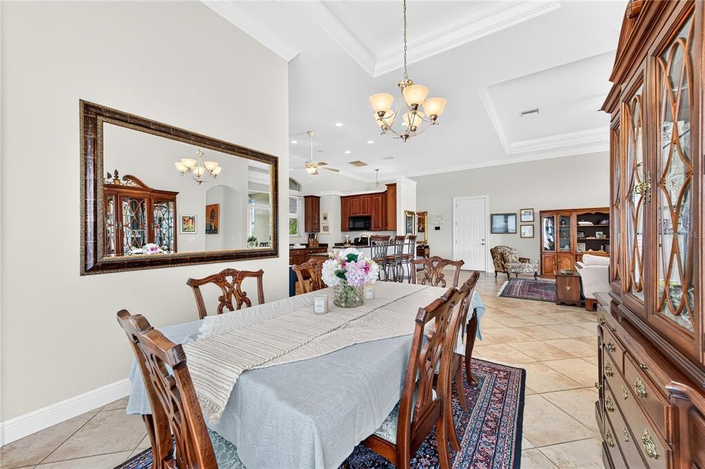For Sale: $795,000 (3 beds, 3 baths, 2872 Square Feet)