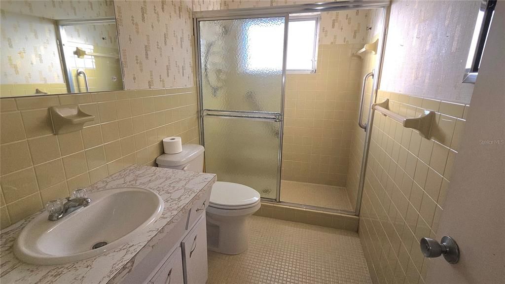 For Sale: $119,900 (2 beds, 2 baths, 1400 Square Feet)