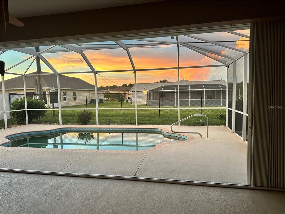 For Sale: $438,670 (3 beds, 2 baths, 2301 Square Feet)