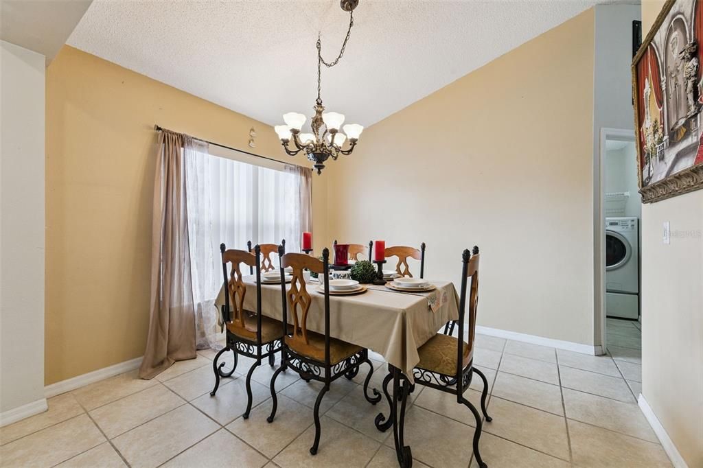 For Sale: $410,000 (4 beds, 2 baths, 2044 Square Feet)