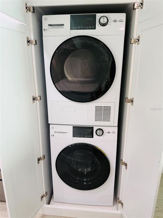 En Venta: $650,000 (2 camas, 2 baños, 1026 Pies cuadrados)