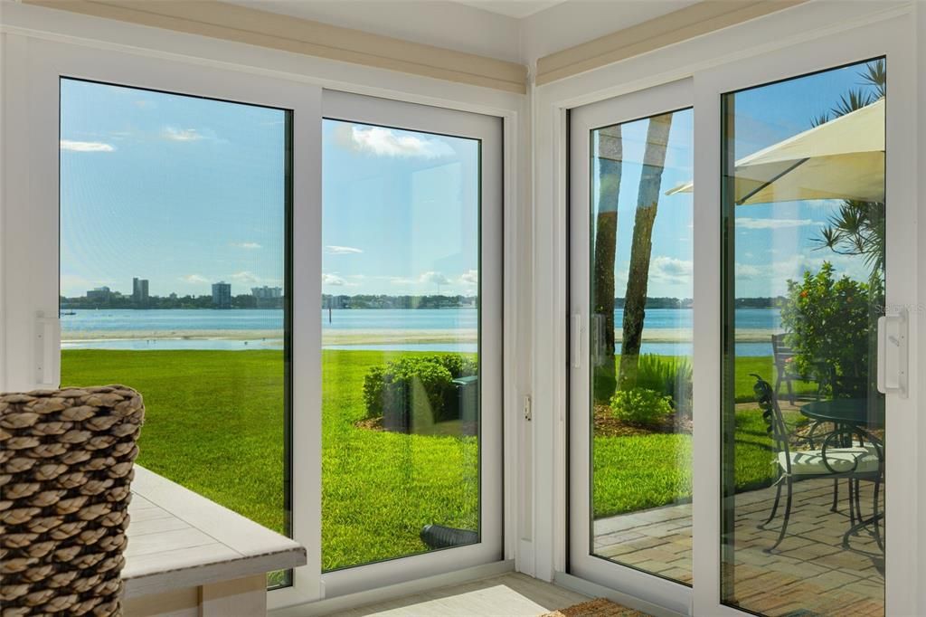 En Venta: $650,000 (2 camas, 2 baños, 1026 Pies cuadrados)